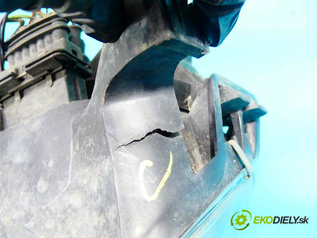 Fiat Punto II 1999-2010 1.2 16v 80 HP manual 59 kW 1242 cm3 3- Reflektor: pravý  (Pravé)