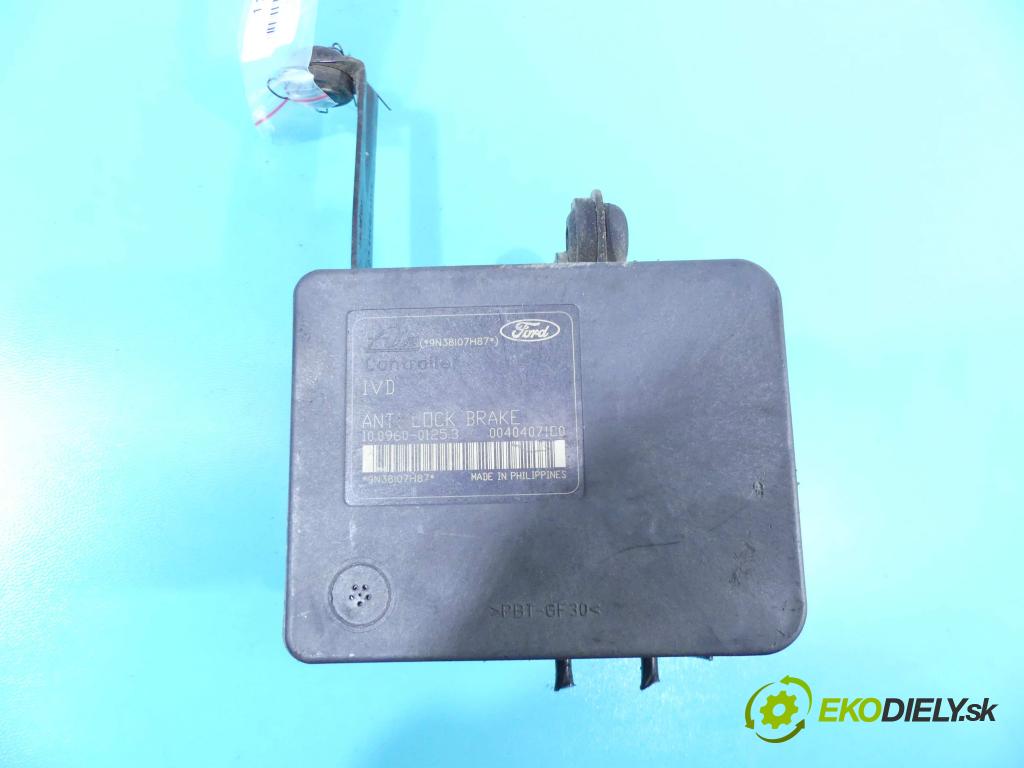 Ford Focus Mk2 2004-2011 1.6 16v 101 HP manual 74 kW 1596 cm3 5- čerpadlo abs 3M51-2C405-HC (Pumpy ABS)