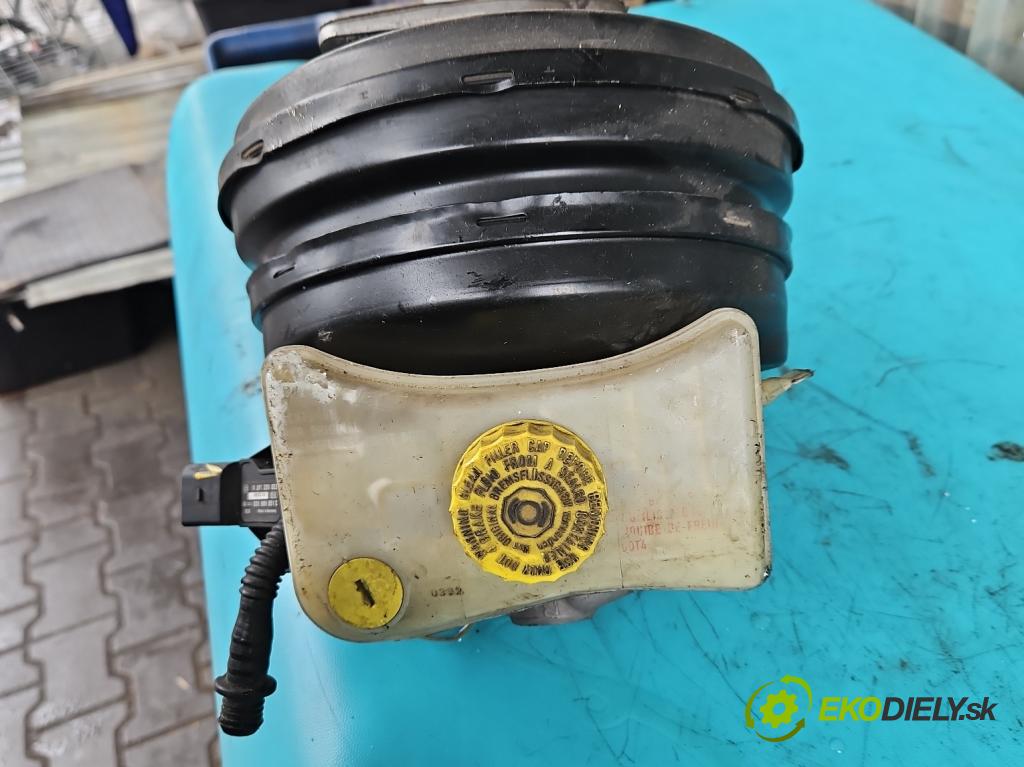 Vw Passat B5 1995-2005 1.8 T 150 HP automatic 110 kW 1781 cm3 5- servo brzdové 8E0612105J