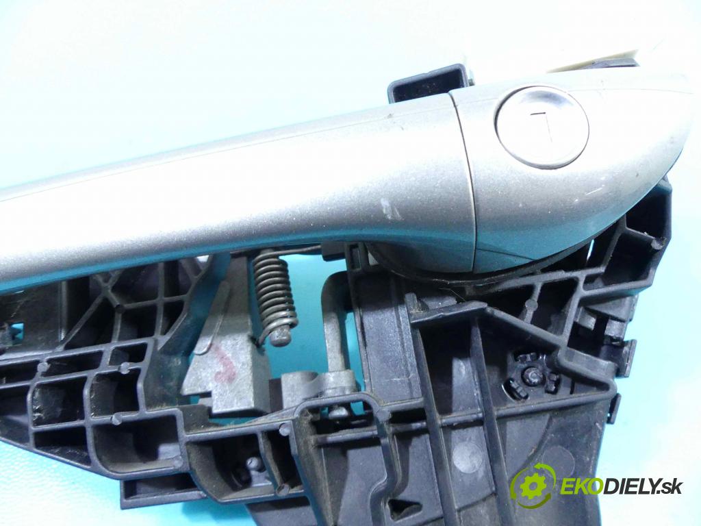 Mercedes A W169 2004-2012 2.0 cdi (640941) 140 HP manual 103 kW 1992 cm3 5- rukoväť predné ľavé mimo: A1697600134 (Vonkajšie predné ľavé)