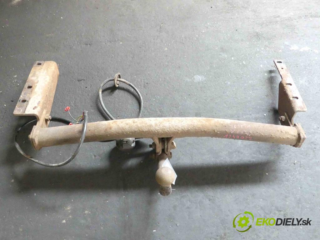 Toyota Corolla Verso I 2001-2004 2.0 D4D 90 hp manual 66 kW 1995 cm3 5- oko tažné 