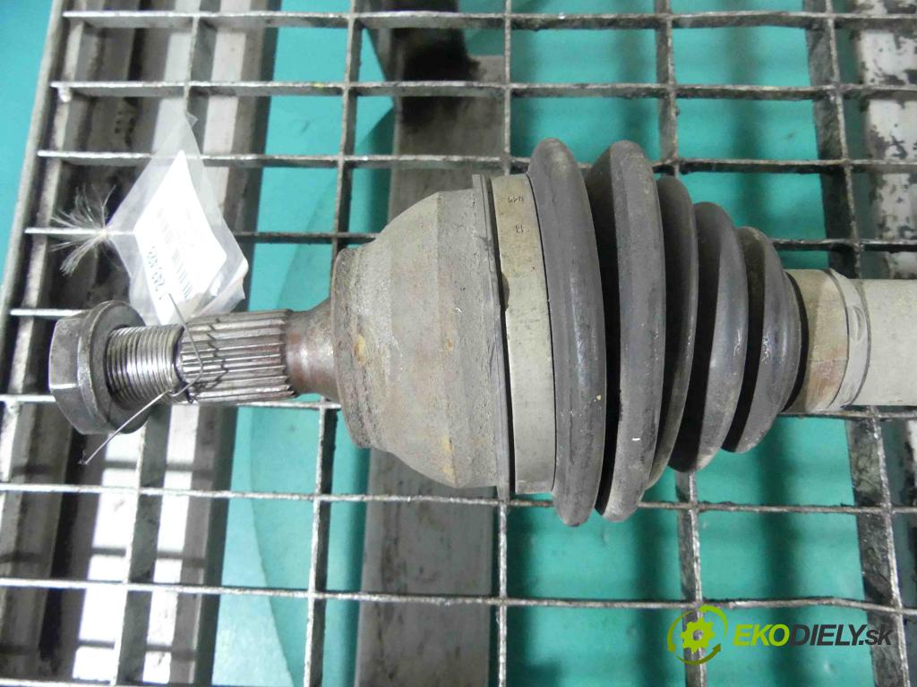 Peugeot 308 I 2007-2013 1.6 hdi 111KM manual 82 kW 1560 cm3 5- poloos ľavé  (Poloosy)