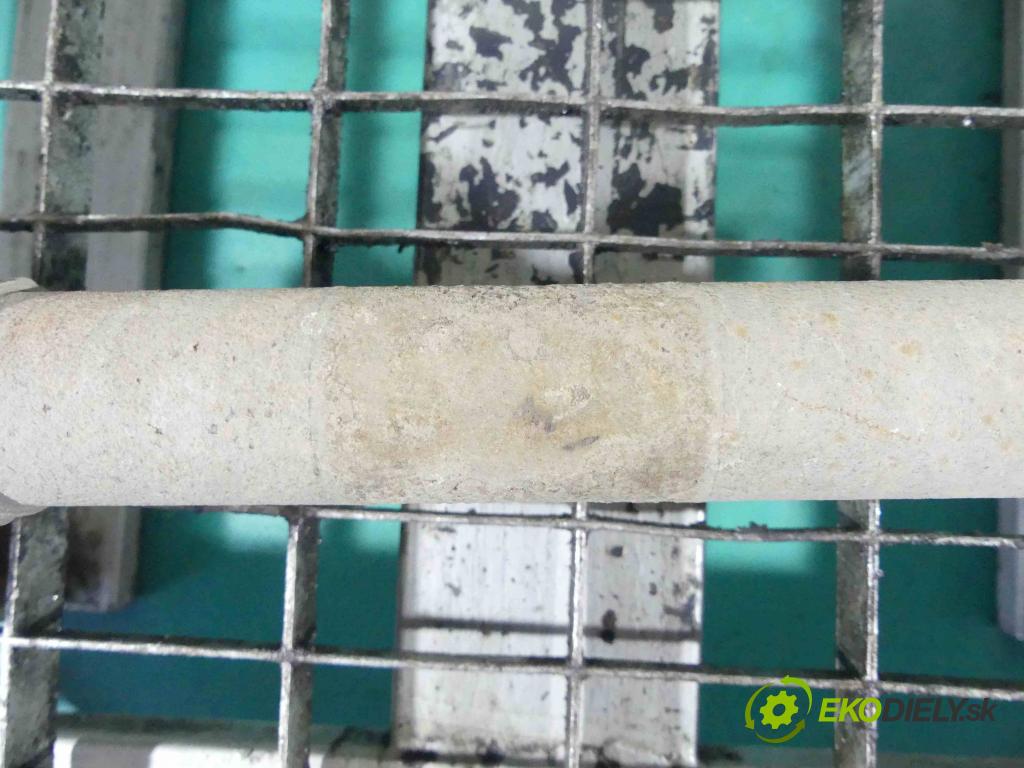 Peugeot 308 I 2007-2013 1.6 hdi 111KM manual 82 kW 1560 cm3 5- poloos ľavé  (Poloosy)