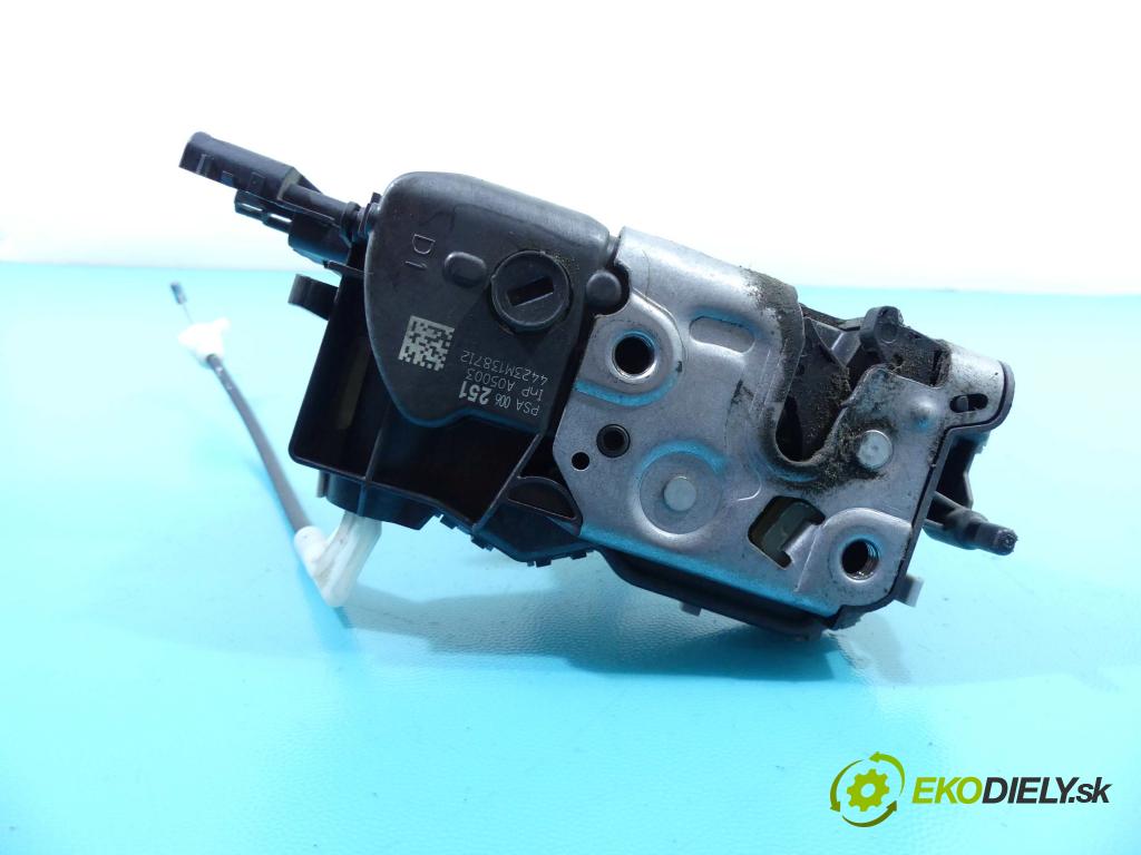 Citroen C3 II 2009-2016 1.2 Tech 82 hp manual 60 kW 1199 cm3 5- zámek zadní pravý PSA006251