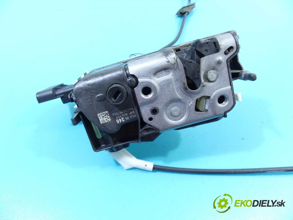 Citroen C3 II 2009-2016 1.2 Tech 82 hp manual 60 kW 1199 cm3 5- zámek přední pravý PSA006246