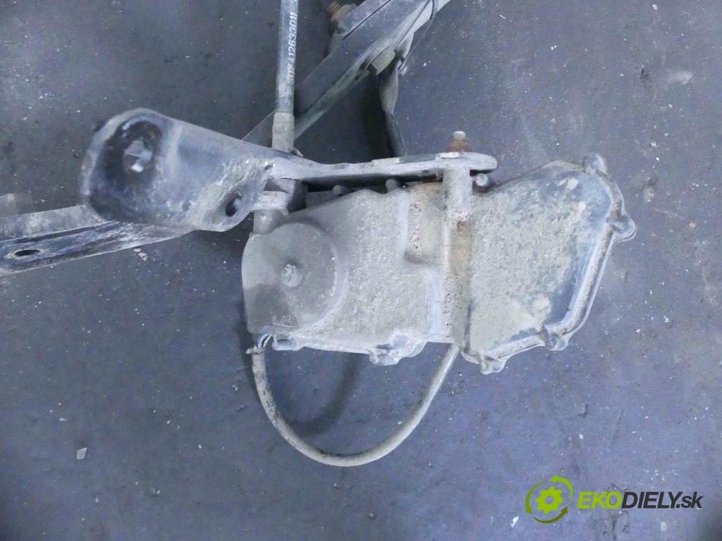 Ford Focus Mk3 2010-2018 2.0 TDCI 140 HP manual 103 kW 1997 cm3 5- Hák: vlečení: BM5J-N19D521-DB (Ťažné zariadenia)