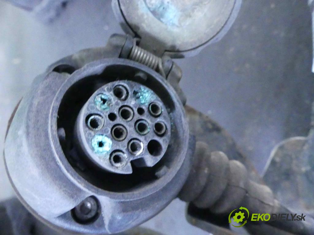 Ford Focus Mk3 2010-2018 2.0 TDCI 140 HP manual 103 kW 1997 cm3 5- Hák: vlečení: BM5J-N19D521-DB (Ťažné zariadenia)