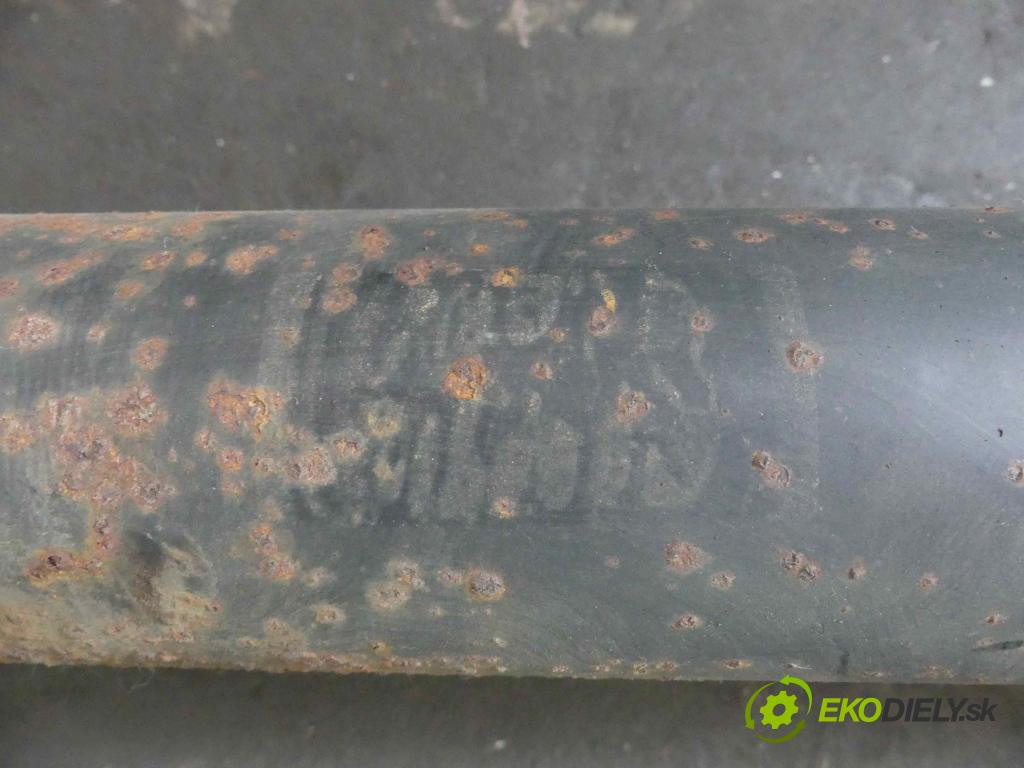 Vw Passat B6 2005-2010 2.0 FSI 150 HP manual 110 kW 1984 cm3 4- Hřídel:  (Kardaňové hriadele)