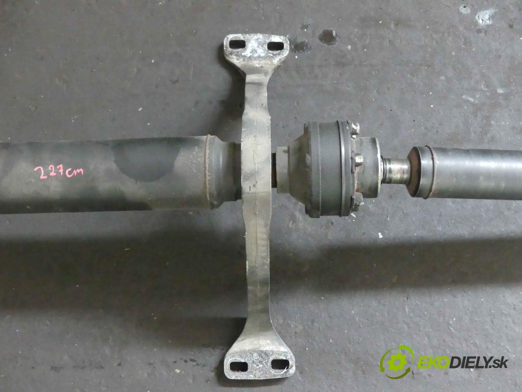 Vw Passat B6 2005-2010 2.0 FSI 150 HP manual 110 kW 1984 cm3 4- Hřídel:  (Kardaňové hriadele)
