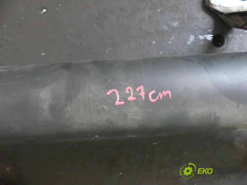 Vw Passat B6 2005-2010 2.0 FSI 150 HP manual 110 kW 1984 cm3 4- Hřídel:  (Kardaňové hriadele)