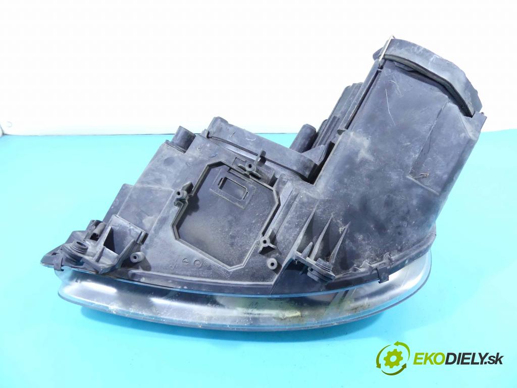 Vw Touran I 2003-2015 2.0 tdi 140 HP manual 103 kW 1968 cm3 5- Reflektor: pravý 0301205202 (Pravé)