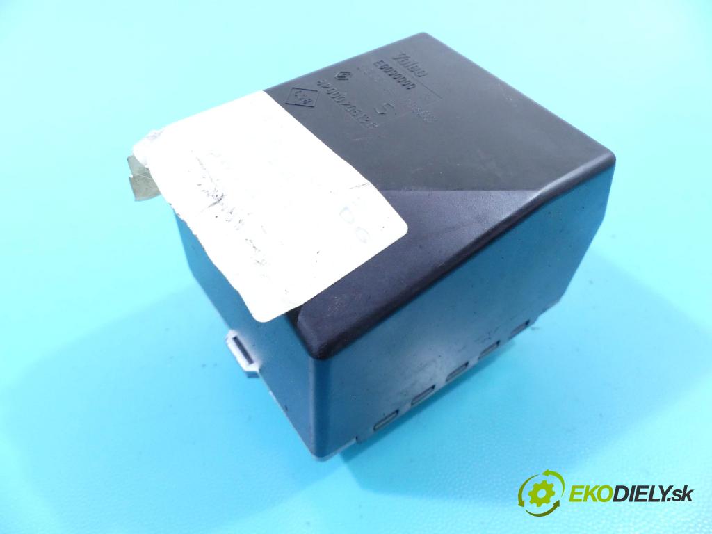 Renault Laguna II 2001-2007 1.9 dci 120 HP manual 88 kW 1870 cm3 5- Blokáda: řízení:  (Ostatné)