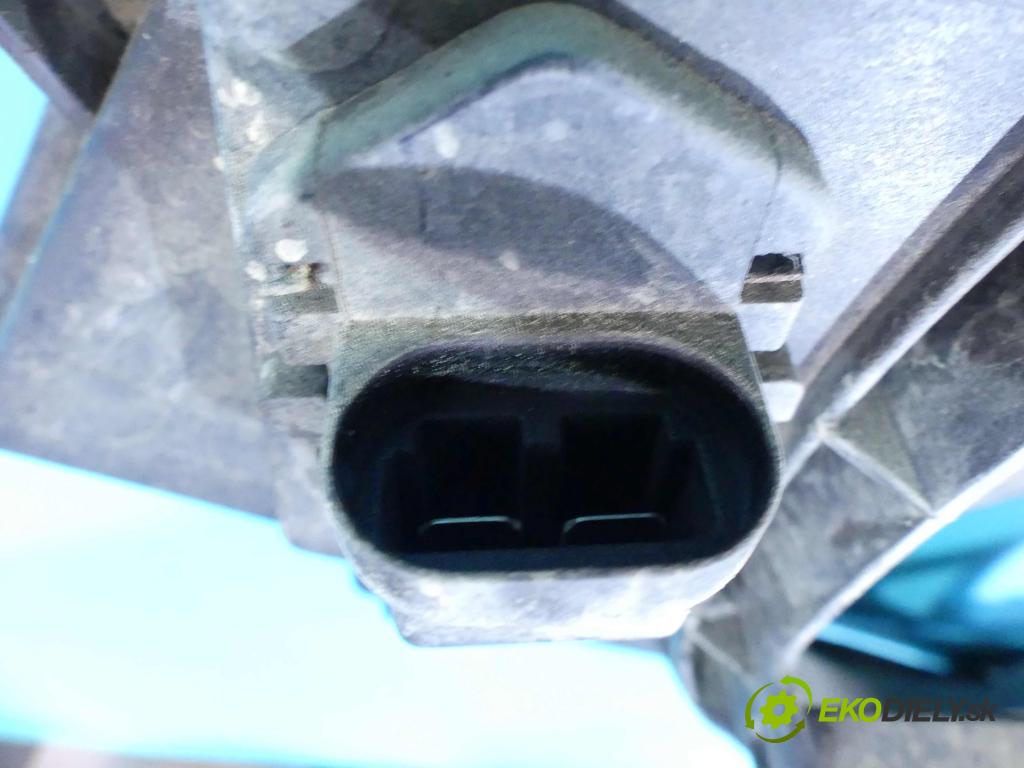 Renault Megane I 1995-2003 1.4 16v 95 HP manual 70 kW 1390 cm3 5- Ventilátor chladiča 8200065257B