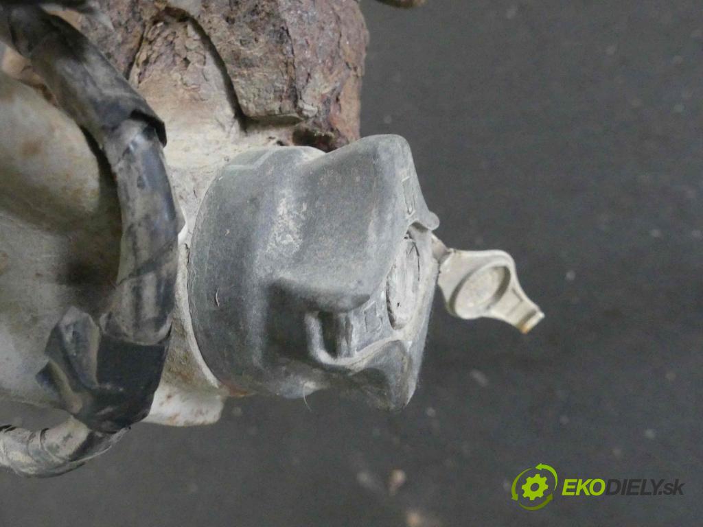 Vw Touran I 2003-2015 2.0 tdi 140 hp manual 103 kW 1968 cm3 5- oko tažné