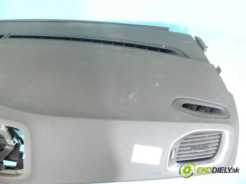 Volvo V60 I 2010-2018 2.4 D5 181KM automatic 133 kW 2400 cm3 5- kokpit,pristrojová doska rozdeľovacia 616289100C