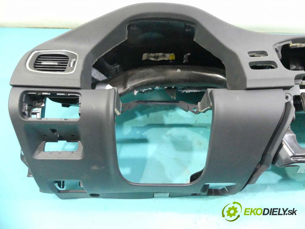 Volvo V60 I 2010-2018 2.4 D5 181KM automatic 133 kW 2400 cm3 5- kokpit,pristrojová doska rozdeľovacia 616289100C