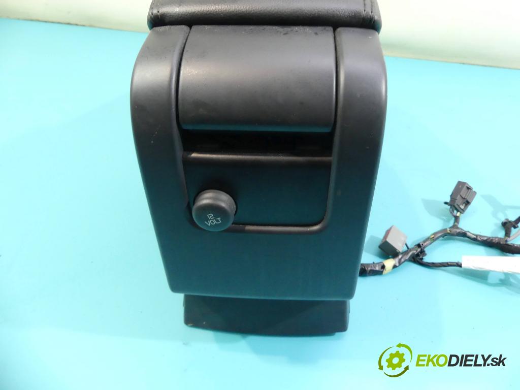 Volvo V60 I 2010-2018 2.4 D5 181KM automatic 133 kW 2400 cm3 5- operadlo 30755732 (Lakťové opierky)