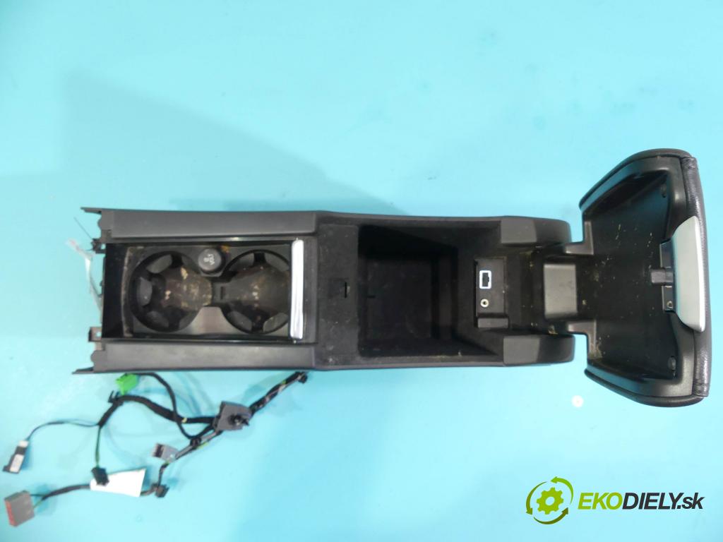 Volvo V60 I 2010-2018 2.4 D5 181KM automatic 133 kW 2400 cm3 5- operadlo 30755732 (Lakťové opierky)