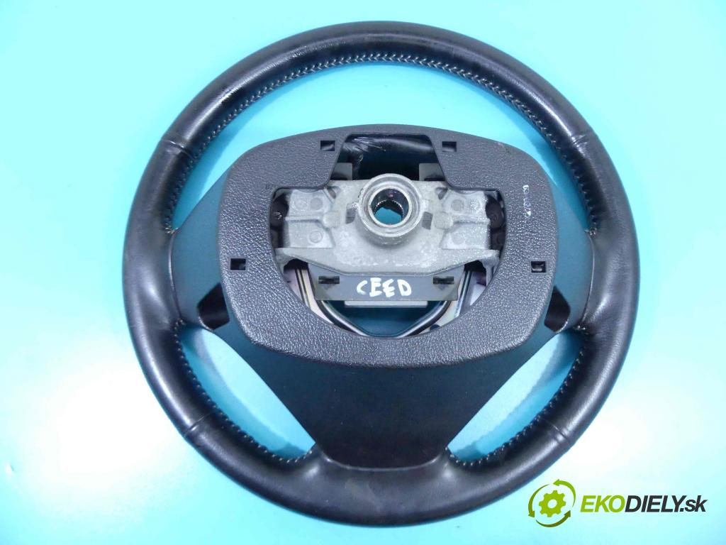 Kia Ceed I 2006-2012 2.0 crdi 140 HP manual 103 kW 1991 cm3 5- volant  (Volanty)