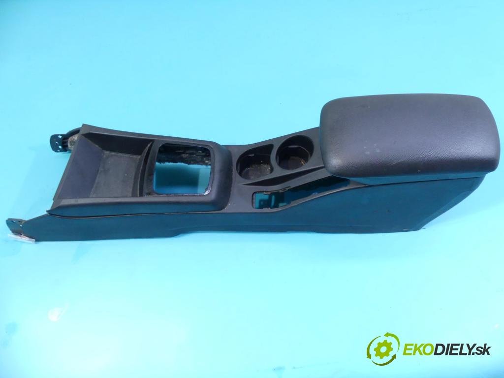 Kia Ceed I 2006-2012 2.0 crdi 140 HP manual 103 kW 1991 cm3 5- operadlo 1296687 (Lakťové opierky)