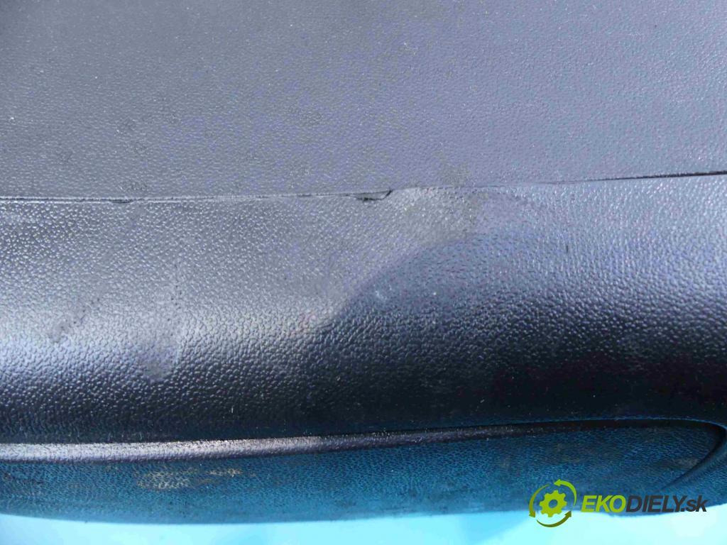 Kia Ceed I 2006-2012 2.0 crdi 140 HP manual 103 kW 1991 cm3 5- operadlo 1296687 (Lakťové opierky)