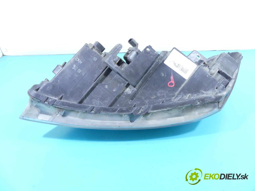Kia Ceed I 2006-2012 2.0 crdi 140 HP manual 103 kW 1991 cm3 5- Reflektor: pravý 92102-1H0XX (Pravé)