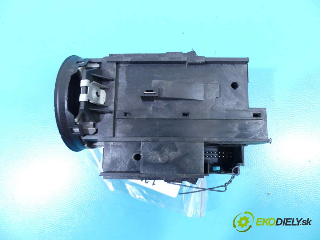 Vw Passat B6 2005-2010 1.9 tdi 105 HP manual 77 kW 1896 cm3 5- Spínačka 3C0905843 (Spínacie skrinky a kľúče)