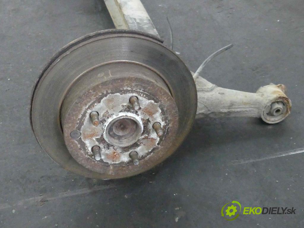 Toyota Corolla Verso II 2004-2009 2.0 D4D 116 hp manual 85 kW 1995 cm3 5- zadní výztuha