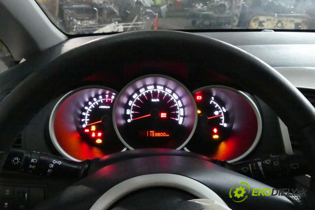 Kia Venga 1.4 16v 90 HP manual 66,2 kW 1396 cm3 5- prístrojovka/ budíky 94003-1P821 (Prístrojové dosky, displeje)