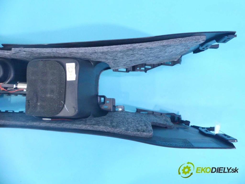 Kia Venga 1.4 16v 90 HP manual 66,2 kW 1396 cm3 5- operadlo 846101P000EQ (Lakťové opierky)