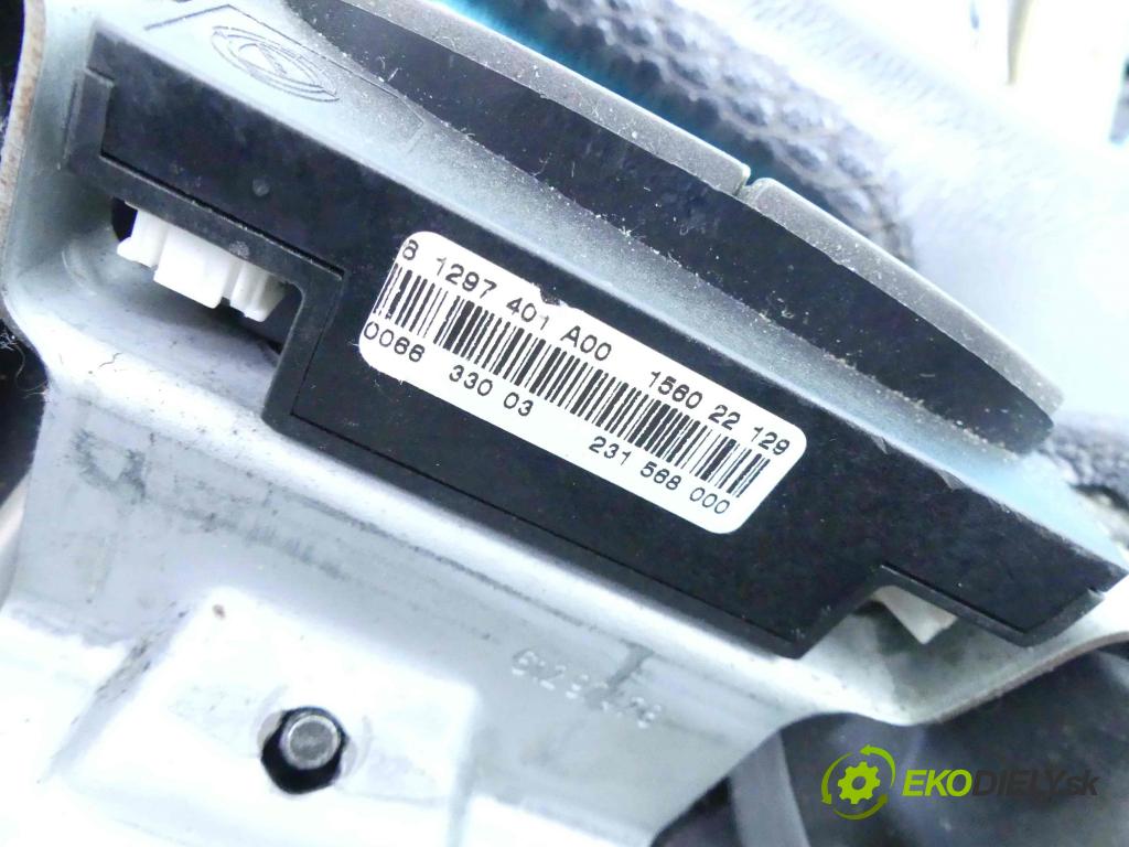 Lancia Thesis 2.4 170 HP automatic 125 kW 2446 cm3 4- volant (Volanty)