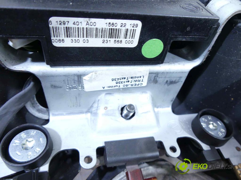 Lancia Thesis 2.4 170 HP automatic 125 kW 2446 cm3 4- volant (Volanty)