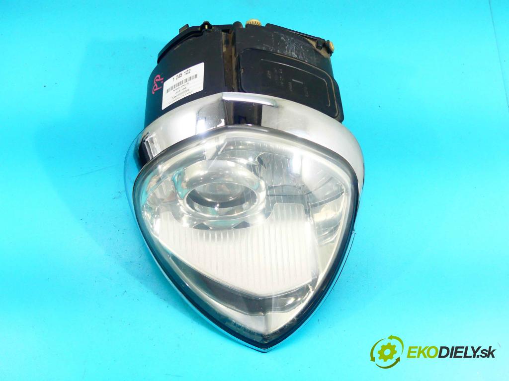 Lancia Thesis 2.4 170 HP automatic 125 kW 2446 cm3 4- Reflektor: pravý  (Pravé)