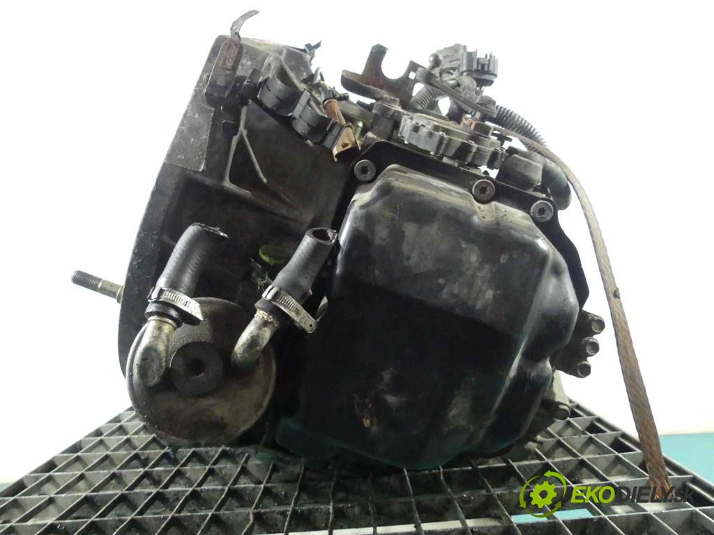 Lancia Thesis 2.4 170 HP automatic 125 kW 2446 cm3 4- prevodovka stupeň,rýchlosť automat 55-50SN