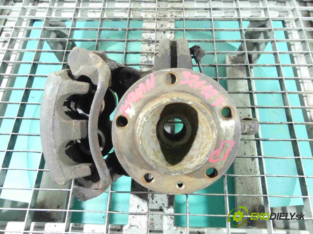 Opel Movano II 2003-2010 2.5 dci 114 HP manual 84 kW 2463 cm3 5- náboj ľavé  (Náboje)