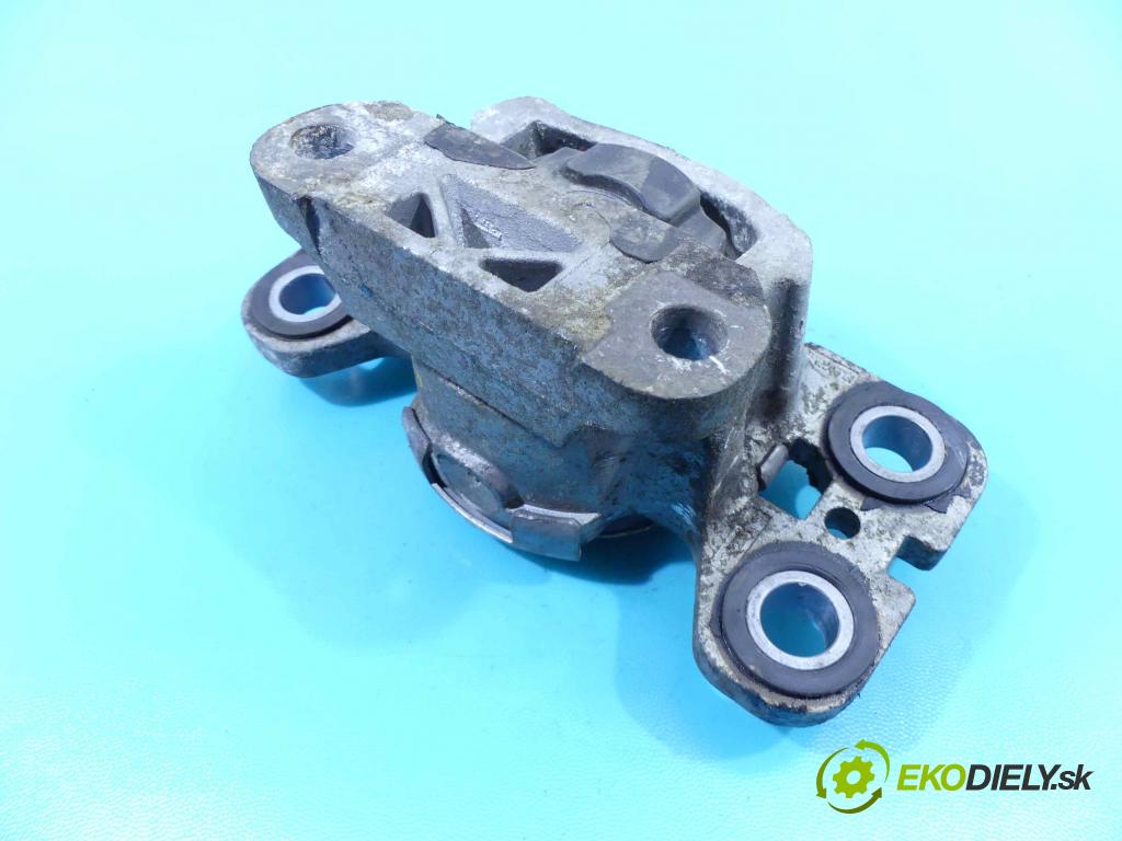 Volvo V60 I 2010-2018 2.4 D5 181KM automatic 133 kW 2400 cm3 5- airbag motora  (Držiaky motora)