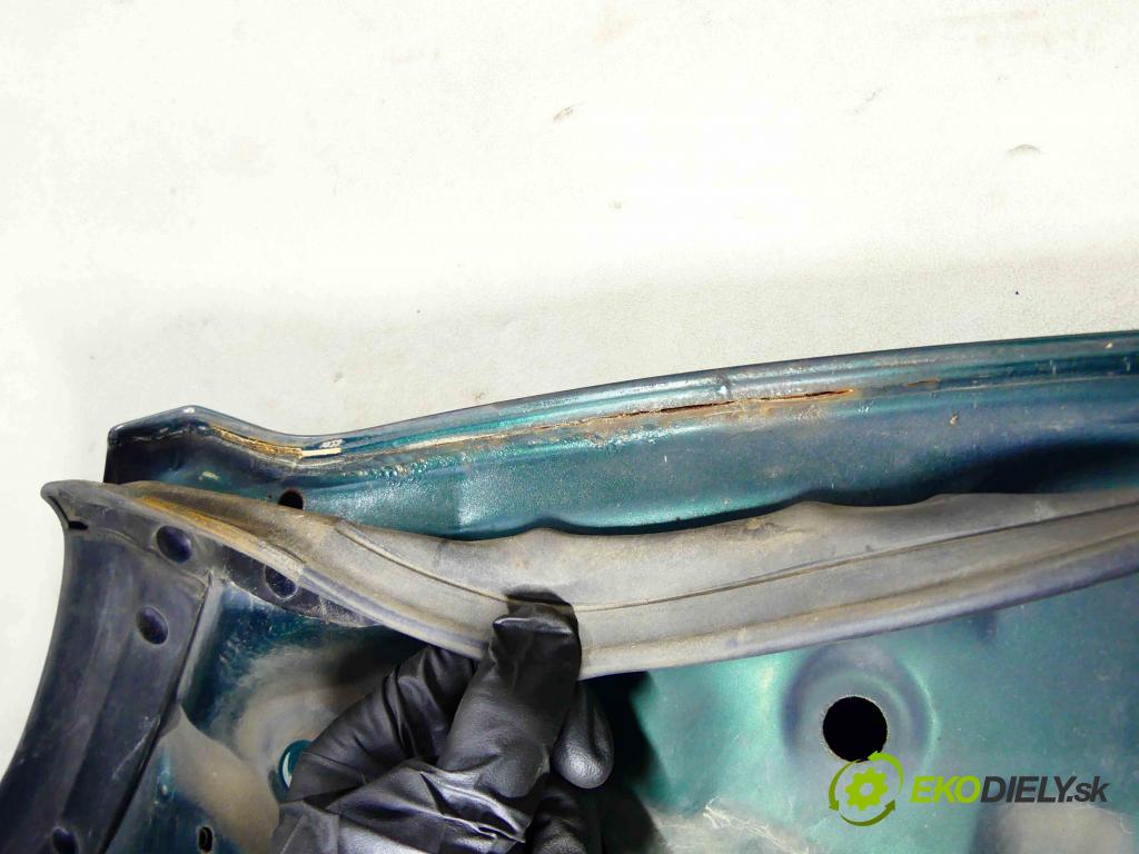 Honda Civic VII 2000-2006 1.6 16v 110 HP manual 81 kW 1590 cm3 5- kapota predná