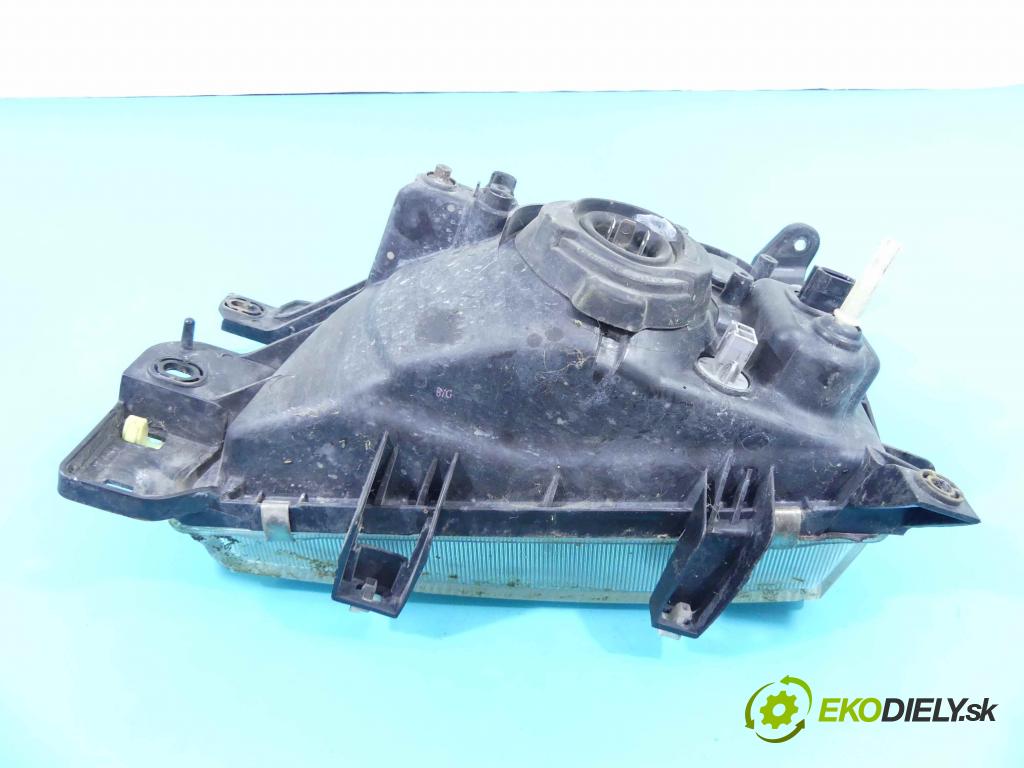 Subaru Forester I SF 1997-2002 2.0 boxer 170 HP manual 125 kW 1984 cm3 5- Reflektor: pravý  (Pravé)