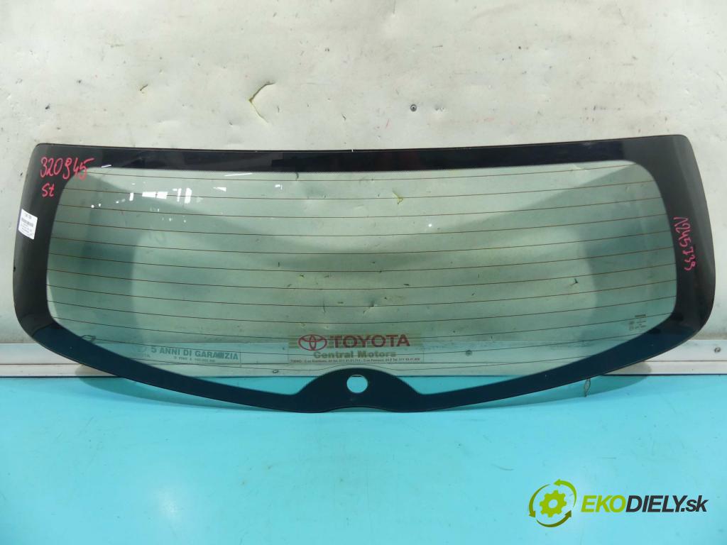Toyota Corolla Verso II 2004-2009 2.0 D4D 116 hp manual 85 kW 1995 cm3 5- sklo zadní  (Okna zadní)