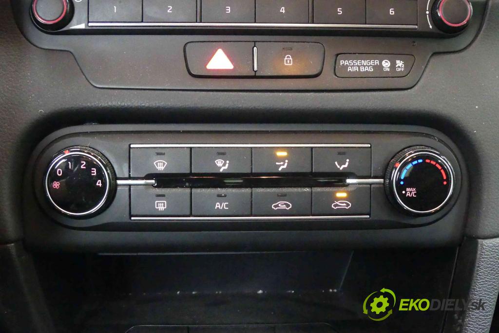 Kia Ceed III 2018- 1.6 crdi 116 HP manual 85 kW 1598 cm3 5- panel kúrenia 97250-J7020