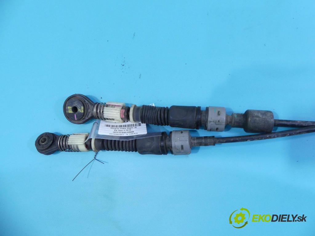 Kia Ceed III 2018- 1.6 crdi 116 HP manual 85 kW 1598 cm3 5- Páka: Změny: stupeň,rýchlosť  (Rýchlostné páky / kulisy)