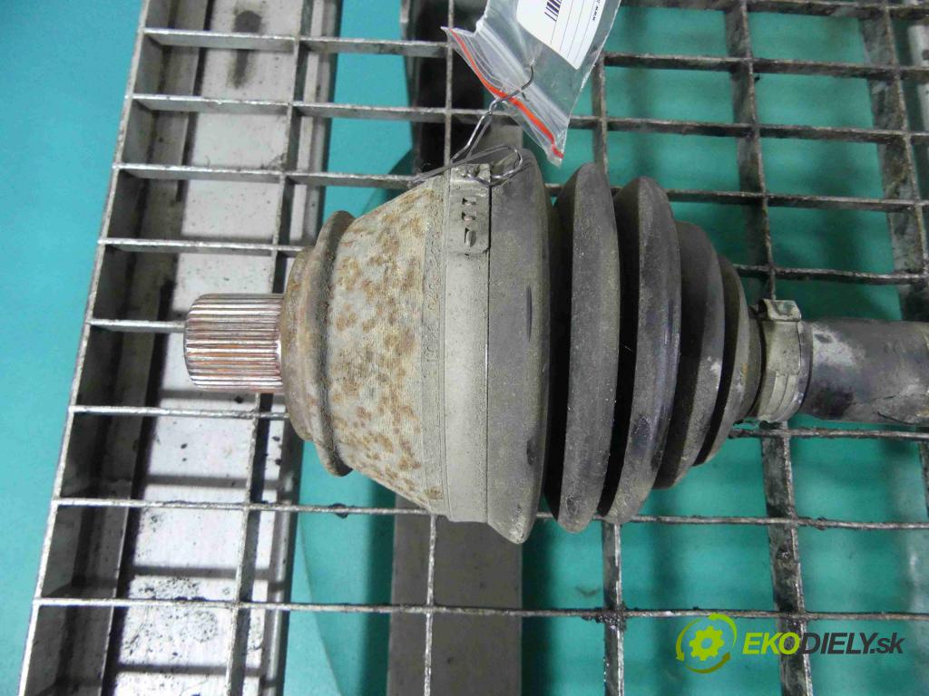 Audi A6 C6 2004-2011 3.0 tdi 232KM automatic 171 kW 2967 cm3 4- poloos ľavé 4F0407271J (Poloosy)