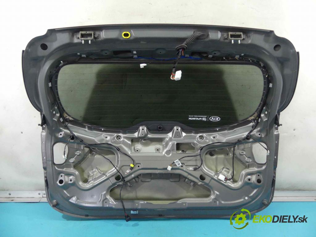 Kia Carens IV 2013-2019 1.7 crdi 141 hp automatic 104 kW 1685 cm3 5- zadní kufrové dveře  (Zadní kapoty)