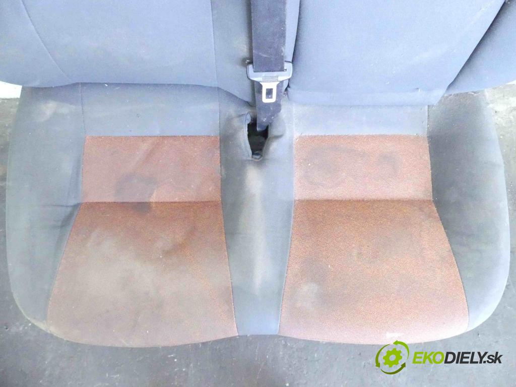 Fiat Ducato III 2006-2014 2.2 jtd 101 HP manual 74 kW 2198 cm3 5- Sedačka pravý  (Sedačky, sedadlá)