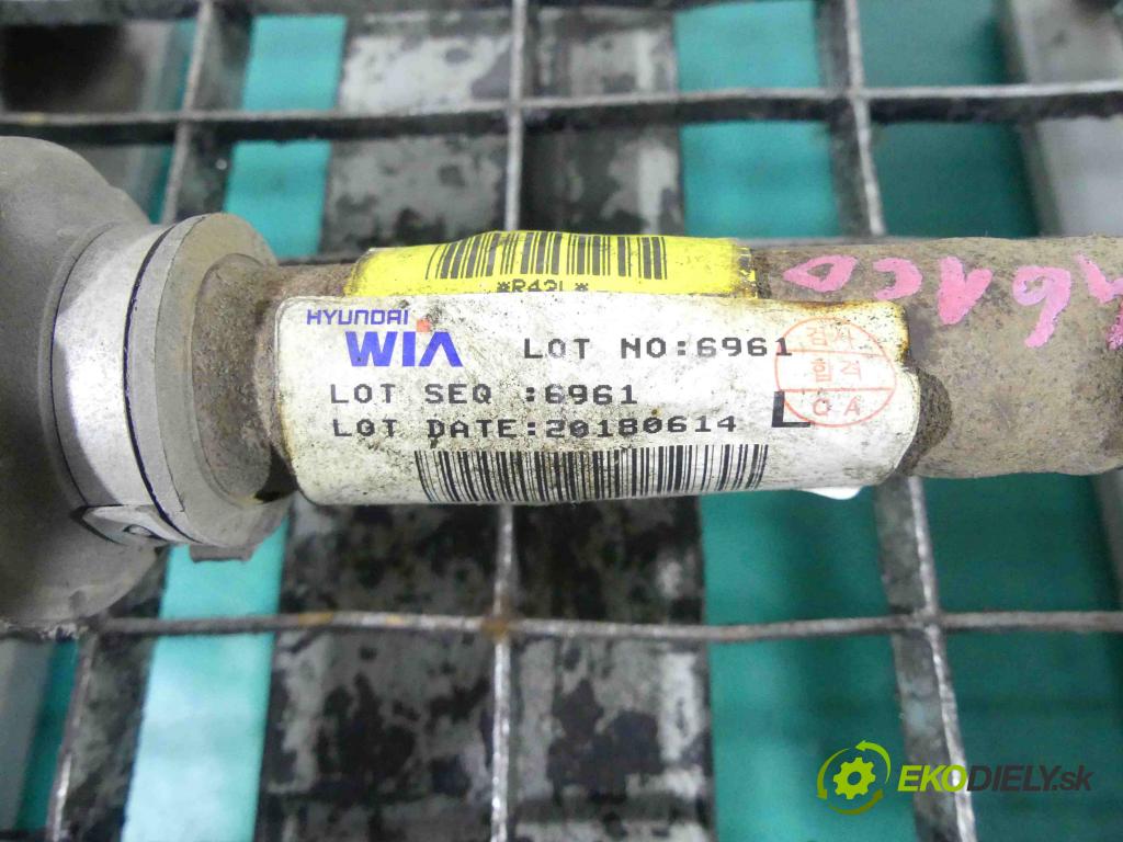 Kia Carens IV 2013-2019 1.7 crdi 141 HP automatic 104 kW 1685 cm3 5- poloos ľavé  (Poloosy)