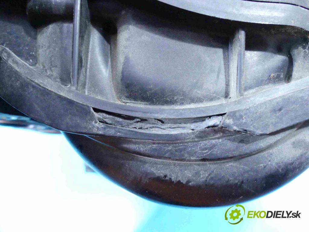 Kia Venga 1.4 16v 90 HP manual 66,2 kW 1396 cm3 5- zvod nasávací  (Sacie potrubia)