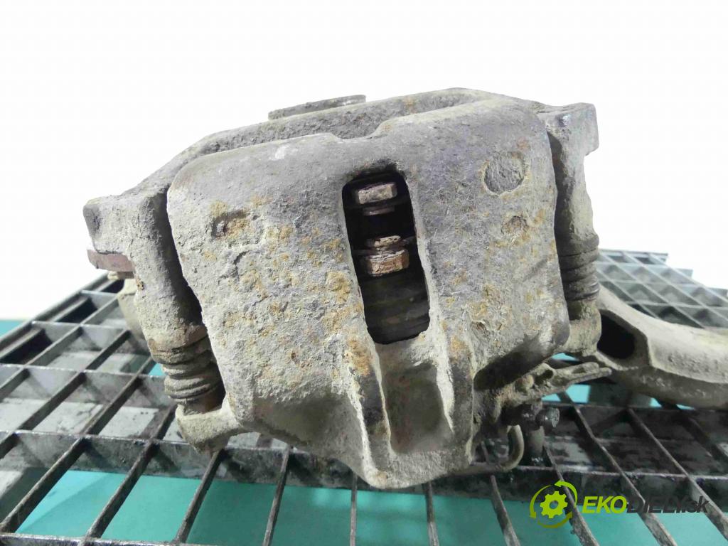 Audi A4 B5 1994-2001 1.9 tdi 90 HP manual 66 kW 1896 cm3 4- brzdič predné ľavý  (Ostatné)