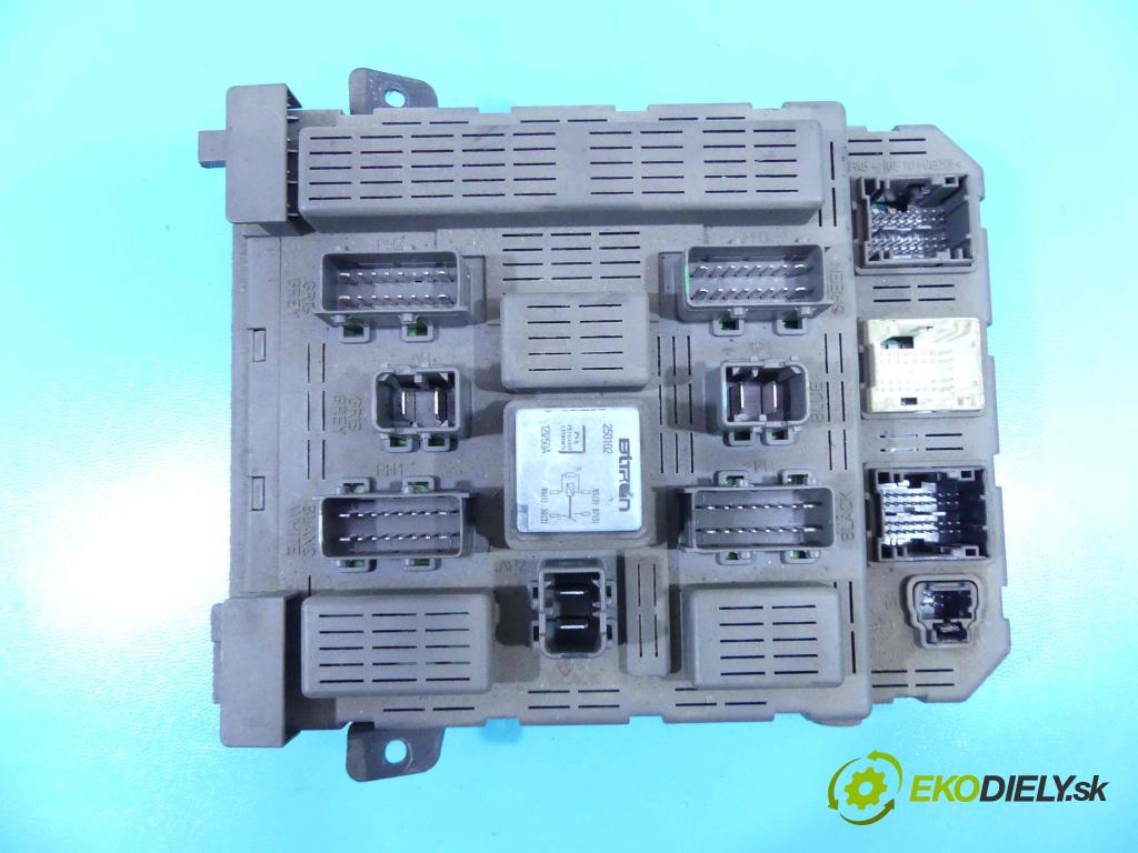 Peugeot 607 2.2 hdi 133 HP manual 98 kW 2179 cm3 4- modul riadiaca jednotka 9645585480 (Ostatné)