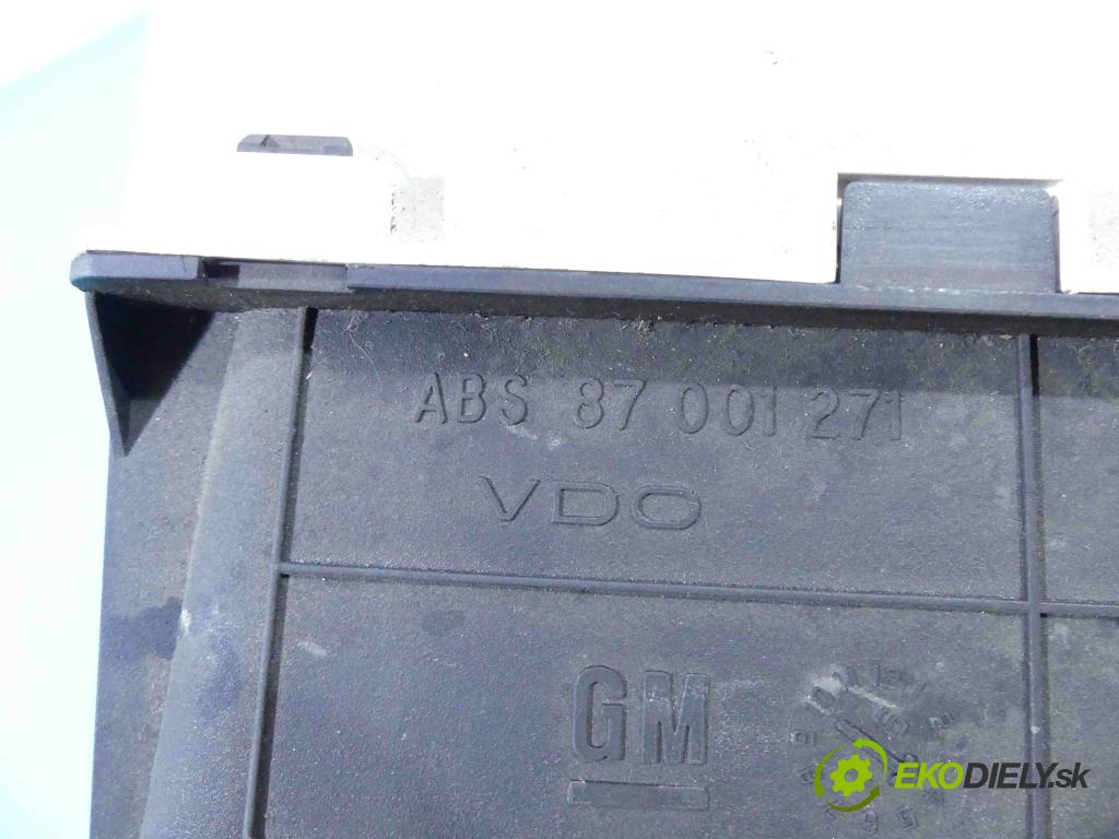 Opel Frontera A 1992-1998 2.0 116 HP manual 85 kW 1998 cm3 3- prístrojovka/ budíky 81117707 (Prístrojové dosky, displeje)
