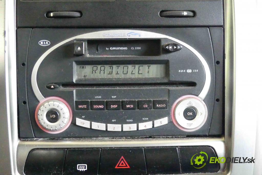 Kia Cerato 2004-2008 1.5 crdi 102 HP manual 75 kW 1493 cm3 5- Radio originál 